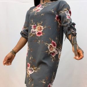 Pretty Summer Floral Tie 3/4 Sleeve Shift Dress